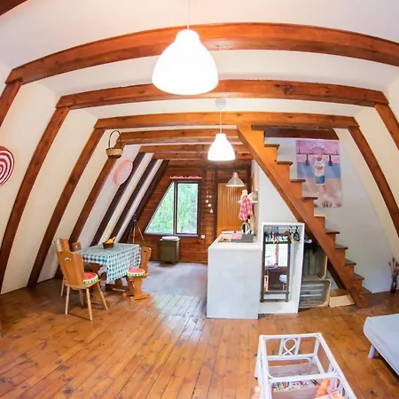 Trzy Brdy Na Osiedlu Wilga Holiday home *